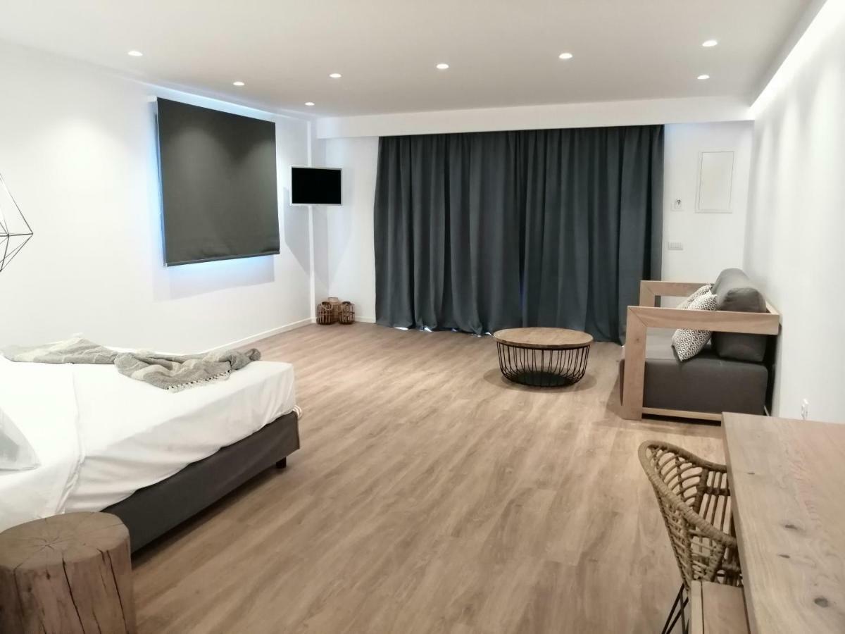 Geranium Residence Adults Only Mykonos Town Room photo