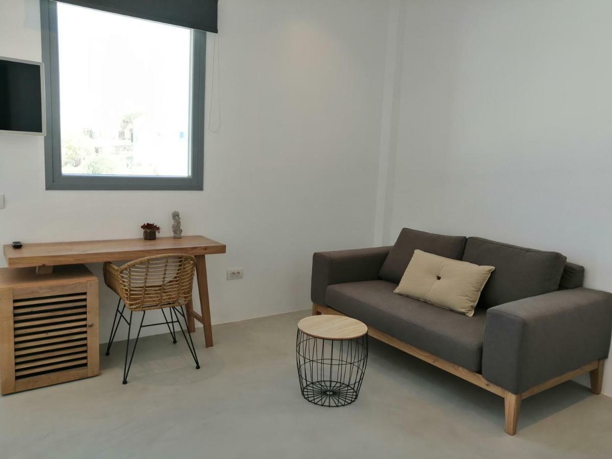 Geranium Residence Adults Only Mykonos Town Room photo